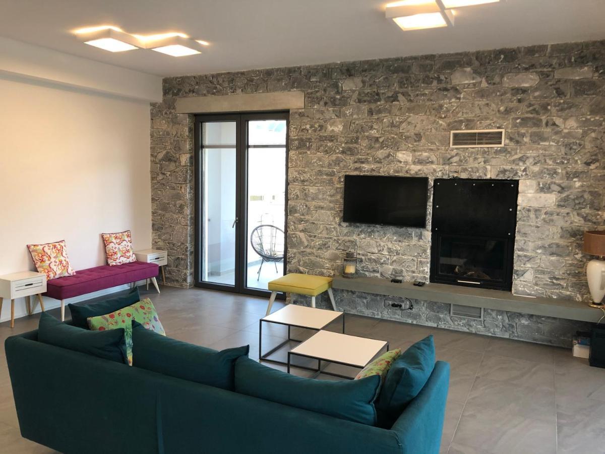 Elion Luxury Apartments Kalamata Exterior foto